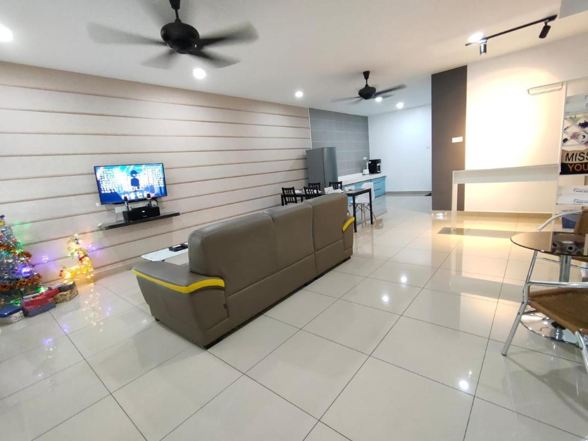 Setia Home Sitiawan Ktv 12+4 Pax Εξωτερικό φωτογραφία